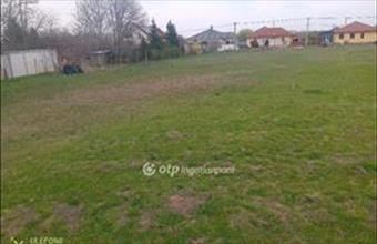 Eladó Kiskunfélegyházai lakóövezeti telek hirdetés (49698427)