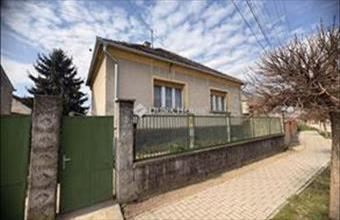 Eladó Felpéci családi ház hirdetés (44544293)