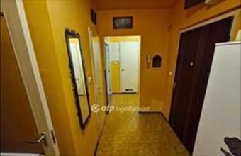 Eladó Szekszárdi panel lakás hirdetés (22985992)