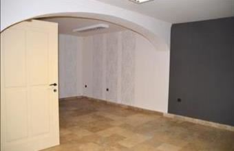 Kiadó Győri iroda irodaházban hirdetés (47473954)