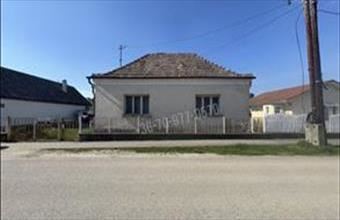 Eladó Tarjáni családi ház hirdetés (79757236)