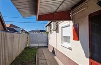 Eladó Jászapáti családi ház hirdetés (23456238)