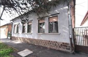 Eladó Törökszentmiklósi családi ház hirdetés (78515926)