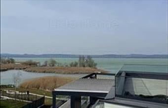 Eladó Balatonszemesi tégla lakás hirdetés (73794436)