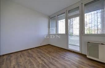 Eladó Budapest XVI. kerületi csúsztatott zsalus lakás hirdetés (34526959)