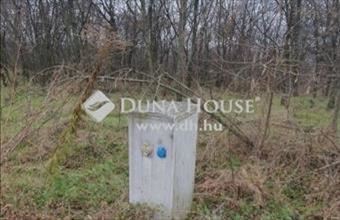 Eladó Kerepesi külterületi telek hirdetés (67536469)