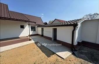 Eladó Debreceni családi ház hirdetés (77721466)