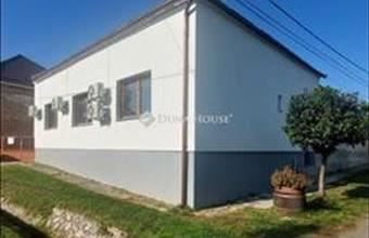 Eladó Pécsudvardi családi ház hirdetés (44942738)