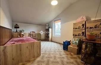 Eladó Budapest IV. kerületi családi ház hirdetés (85383438)