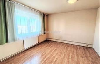 Eladó Békéscsabai panel lakás hirdetés (22933945)