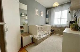 Eladó Pécsi panel lakás hirdetés (94427852)