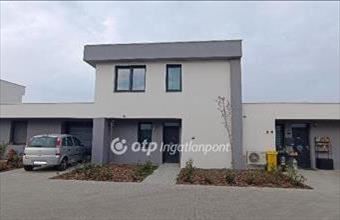 Eladó Ajkai sorház hirdetés (25233453)