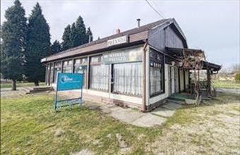 Eladó Csurgói üzlethelyiség utcafronton hirdetés (53133987)