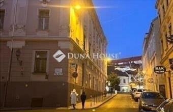 Eladó Pécsi tégla lakás hirdetés (54645859)