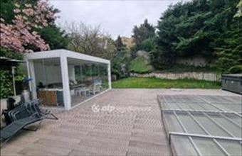 Eladó Budapest II. kerületi családi ház hirdetés (36137722)