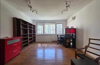 Eladó Budapest VIII. kerületi csúsztatott zsalus lakás hirdetés (33957769)