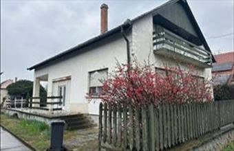 Eladó Albertirsai családi ház hirdetés (55352334)