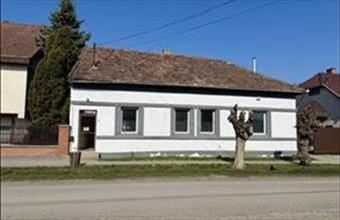 Eladó Jászladányi családi ház hirdetés (74745785)