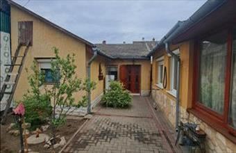 Eladó Budapest XX. kerületi családi ház hirdetés (24427334)