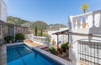 Eladó Spanyolországi sorház hirdetés (33855343)