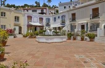 Eladó Spanyolországi sorház hirdetés (34759743)