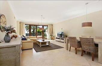 Eladó Spanyolországi tégla lakás hirdetés (44223335)