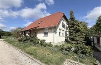 Eladó Székesfehérvári családi ház hirdetés (54983248)