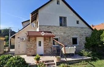 Eladó Tatai családi ház hirdetés (74436326)