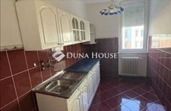 Eladó Tatabányai tégla lakás hirdetés (68659737)