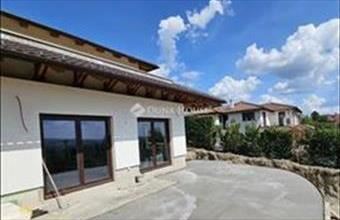 Eladó Szentendrei családi ház hirdetés (53227636)