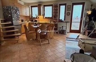 Eladó Kecskeméti tégla lakás hirdetés (49327783)