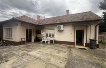 Eladó Nagykőrösi családi ház hirdetés (36949849)