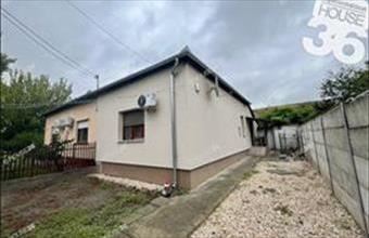 Eladó Kiskunfélegyházai ikerház hirdetés (83331933)