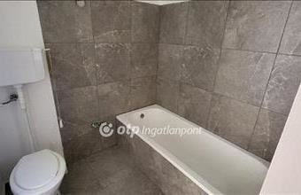 Eladó Budapest VIII. kerületi tégla lakás hirdetés (46765727)