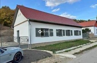 Eladó Orfűi családi ház hirdetés (94291236)