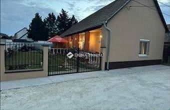 Eladó Vecsési családi ház hirdetés (65574713)