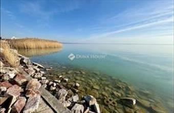 Eladó Balatonkenesei lakóövezeti telek hirdetés (33946742)