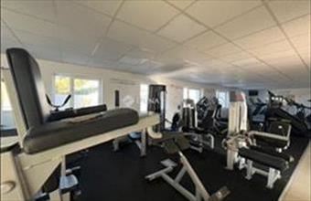 Eladó Nyíregyházai üzlethelyiség utcafronton hirdetés (78757235)