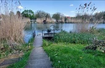 Eladó Tassi hétvégi ház hirdetés (99319953)