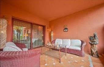 Eladó Spanyolországi tégla lakás hirdetés (85467945)