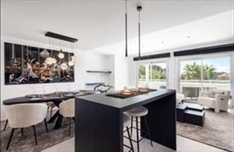 Eladó Spanyolországi tégla lakás hirdetés (86394448)