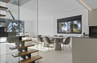 Eladó Spanyolországi tégla lakás hirdetés (92943493)