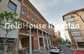 Kiadó Budapest IX. kerületi iroda irodaházban hirdetés (39424658)