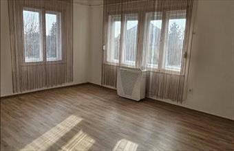 Eladó Petőfibányai családi ház hirdetés (59454232)