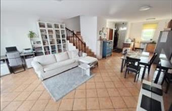 Eladó Dunaharaszti sorház hirdetés (95395289)