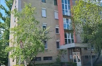 Eladó Törökszentmiklósi tégla lakás hirdetés (57996775)