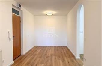Eladó Budapest VII. kerületi tégla lakás hirdetés (72975787)