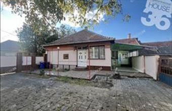 Eladó Akasztói családi ház hirdetés (74738594)