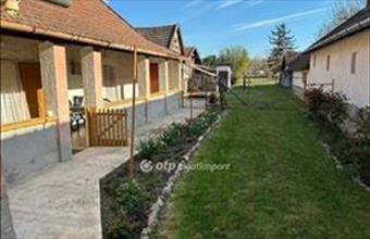Eladó Mezőkovácsházai családi ház hirdetés (36143397)