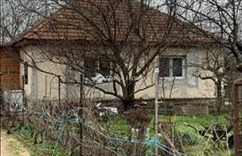 Eladó Adonyi családi ház hirdetés (76948396)